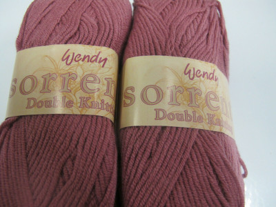 SORRENTO DK YARN, MID PINK NO 2416,50GR