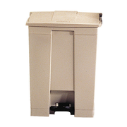 Rubbermaid FG614500BEIG 18 Gal. Beige Plastic Rectangular Step-On Container