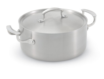 Vollrath 49411 9-1/2" Dia. Stainless Steel / Aluminum Miramar Display Cookware Casserole