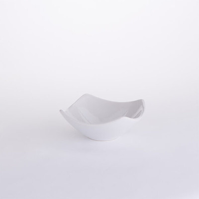 American Metalcraft SQND7 7" 20 Oz. Ceramic White