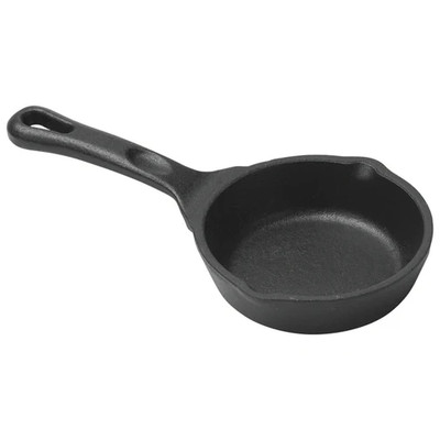 Winco CAST-3
 3-1/2"
 3 Oz.
 Cast Iron
 Black
 Round
 FireIron Mini Induction Skillet
