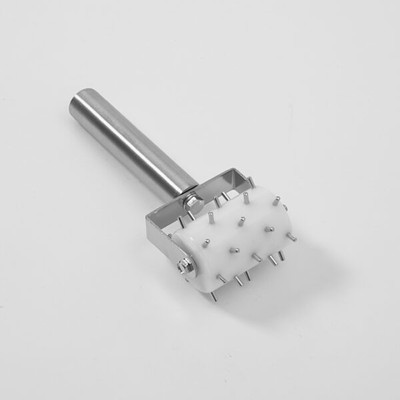American Metalcraft DD5275 Dough Docker 2.75" Wide x 1.75" Diameter Barrel Stainless Steel Pins and Axle Plastic Core