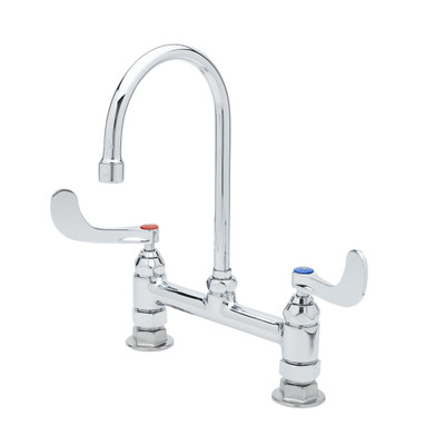 T&amp;S Brass B-0323-04 Medical Faucet deck mount 8"