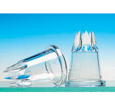 Matfer Bourgeat 167065 Decorating Tube Tip 17/32" Dia. Star Shaped 8 Teeth Polycarbonate - 1 Pack