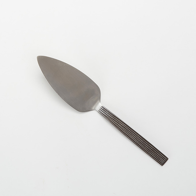 American Metalcraft WVAP10 10"L Wavy Aged Stainless Steel Pie Server