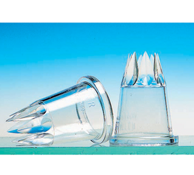 Matfer Bourgeat 167044 Decorating Tube Tip 9/32" Dia. Star Shaped 7 Teeth Polycarbonate - 1 Pack