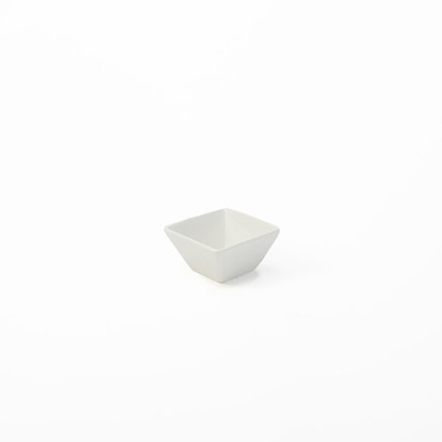 American Metalcraft WFB3 3 Oz. Porcelain White Square Prestige Bowl