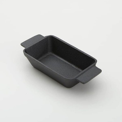 American Metalcraft CIPRT5336 9.5 Oz. Cast Iron Rectangle Baking Dish