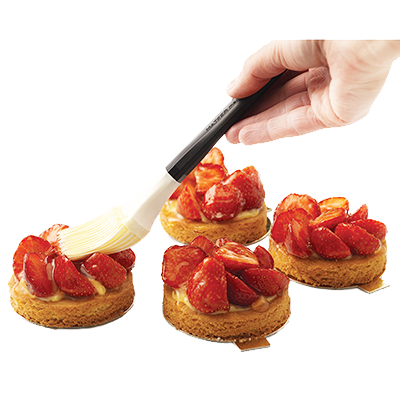 Matfer Bourgeat 113042 Pastry Brush 8-2/3" O.A. 1-1/2" Wide Conical Bristles Silicone Head