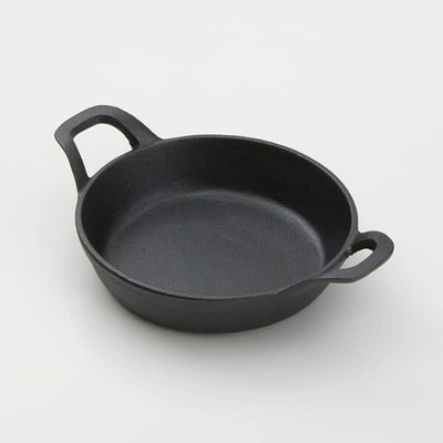 American Metalcraft CIPR6250 19 Oz. Cast Iron Round Baking Dish