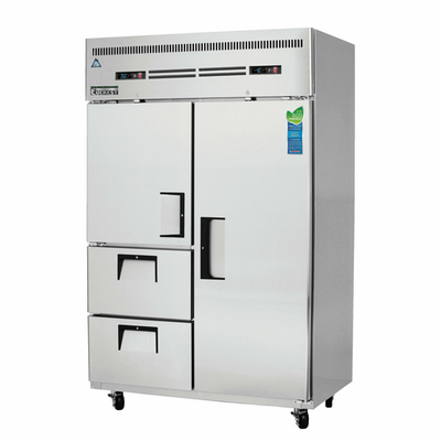 Everest Refrigeration ESRF2D2 49.63" W Two-Section Solid Door Reach-In Dual Temperature Refrigerator/Freezer Combo