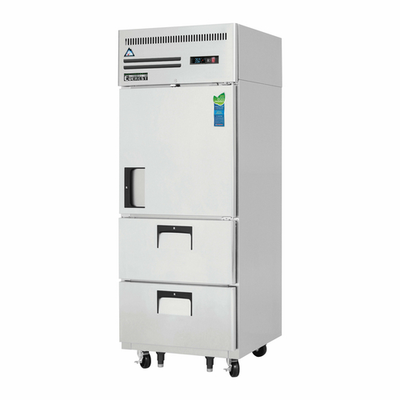 Everest Refrigeration ESR1D2 29.25" W One-Section Reach In Refrigerator