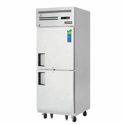 Everest Refrigeration ESRH2 29.25" W One-Section Reach In Refrigerator