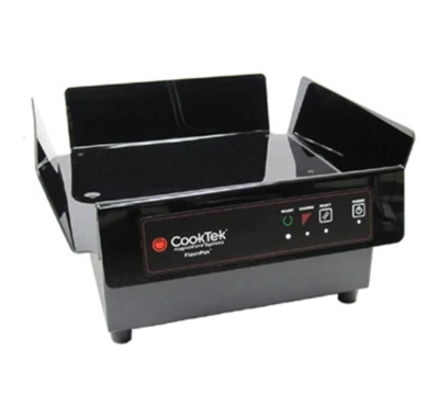 CookTek TCS100 16.75" W Induction Charger No-Leak Solid to Solid Phase ThermaCube Delivery System - 100-120 Volts