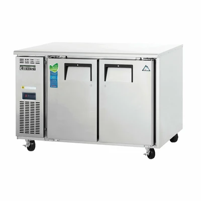 Everest Refrigeration ETR2 47.5"W Two-Section Solid Door Undercounter/Worktop Refrigerator