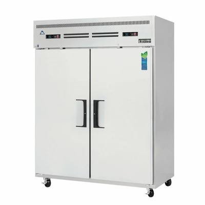 Everest Refrigeration ESWRF2 59" W Two-Section Solid Door Reach-In Dual Temperature Refrigerator/Freezer Combo