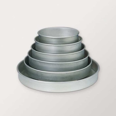 American Metalcraft HA80182 Straight Sided Solid 14 Gauge Aluminum Pizza Pan