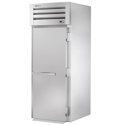 True STR1HRI89-1S 89" H Stainless Steel Roll-In 1 Section SPEC SERIES Heated Cabinet with Solid Doors - 2000 Watts 1-Ph