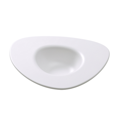 Yanco MO-410 10 Oz. 10.5" W White Melamine Triangular Matte Moderne Dessert Plate