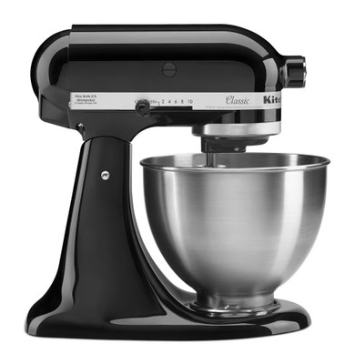 KitchenAid K45SSOB Black 10 Speed Classic Series 4.5 Quart Tilt-Head Stand Mixer - 275 Watts