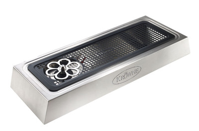 Krowne KR-LC2GF-TAP 26" W Stainless Steel Royal Series Countertop Liquid CO2 Glass Froster with Build in Drink Rail - 100-240 Volts