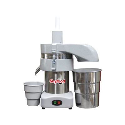 Skyfood CSE1 48 Oz. Stainless Steel Manual Feed Countertop Centrifugal Juice Extractor - 127 Volts