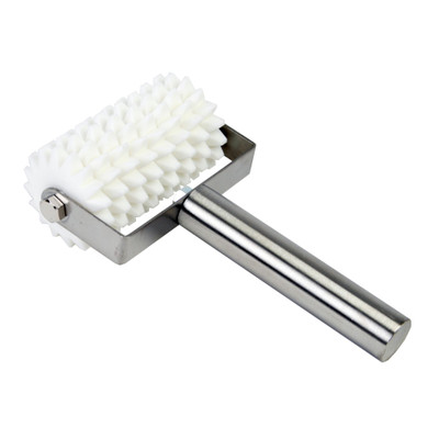 Thunder Group SLRD008 8 Wheels Plastic Barrel Stainless Steel Handle Roller Docker