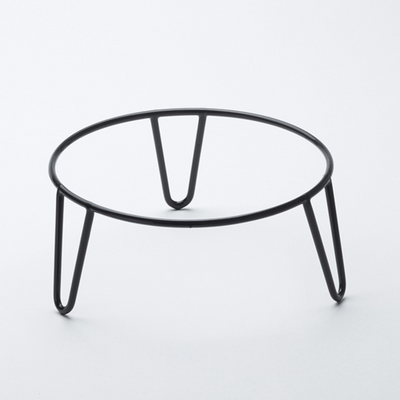 American Metalcraft RSRBH4 9.35" Dia. Black Rubber Coated Steel Round Rubberized Pizza Stand