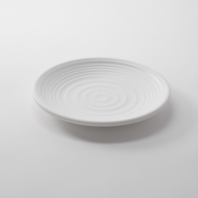 American Metalcraft MRP9CL 8.75&quot; Dia. White Round Melamine Plate
