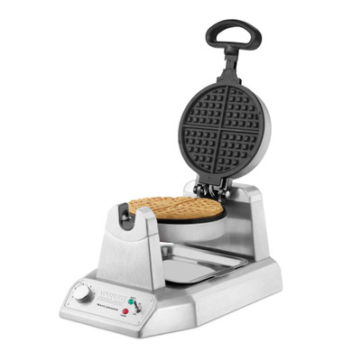 Waring WWD180X 10.5" x 17" D Single Heavy Duty Die Cast Housing Classic Waffle Maker - 120 Volts
