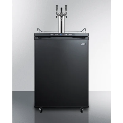 Summit SBC635MTRIPLE 5.6 Cu.Ft. Beer kegerator - 115 Volts