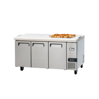 Migali C-RWT93-HC 26 Cu. Ft. Stainless Steel Three-Section Reach-In Competitor Series Work Top Refrigerator - 115 Volts