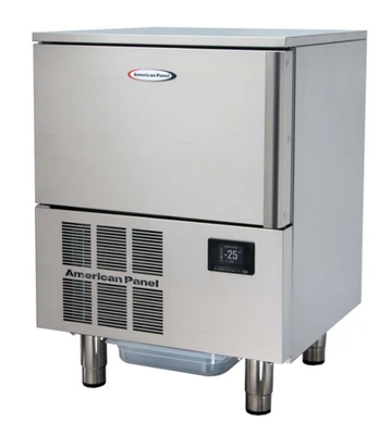 American Panel AP3BCF30-1-P 25.5" W 30 Lbs. Solid State Electronic Control Panel Manual Defrost Stainless Steel HURRiCHiLL Blast Chiller or Shock Freezer - 120 Volts