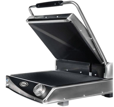 Cadco CPG-BBQ 19" W x 7.5" H x 18" D Black Glass-Ceramic Surfaces Jumbo Single Panini Grill - 208/240 Volts