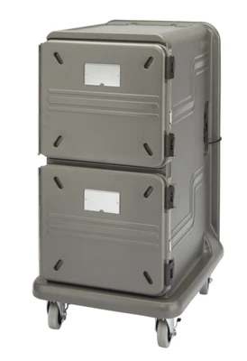 Cambro PCU1600HHSP615 30" W Plastic Insulated Solid Door Electric Pro Cart Ultra Hot Food Pan Carrier - 115 Volts