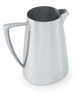 Vollrath 46304 2.3 Qt. Satin Stainless Steel Triennium Water Pitcher