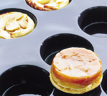 Matfer Bourgeat 336049 Flexipan TaTin Apple Tarts/Quiches Mold 8 Oz. Capacity 4" Dia. x 1-1/4"H Food Grade Silicone