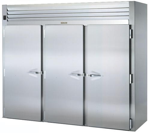 Traulsen RRI332HUT-FHS 100.5" W Three-Section Solid Door Roll-In Spec-Line Refrigerator