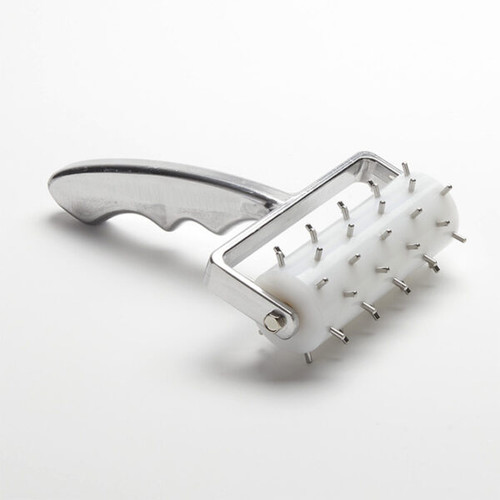 American Metalcraft DDCH7744 Dough Docker 6" Wide x 7.5" Long .0.38" Stainless Steel Pins Embedded In Plastic Roller