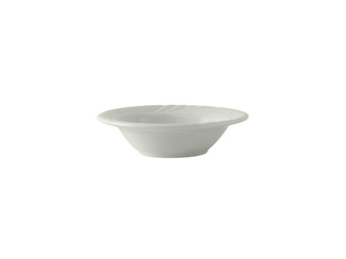 Tuxton YPD-052 5-1/4" 3-1/2 Oz. Porcelain Porcelain White Round Fruit Dish (3 Dozen Per Case)