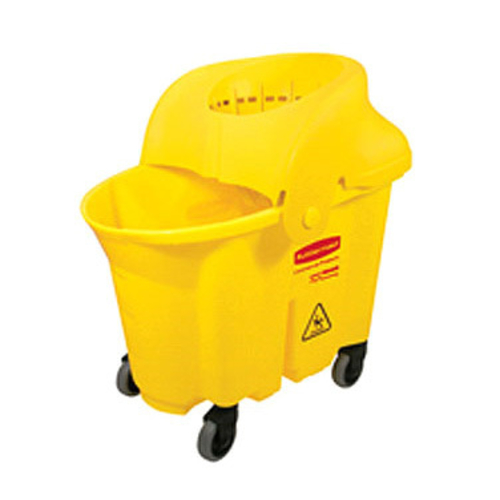 Rubbermaid FG759088YEL 35 Qt. Yellow WaveBrake Institutional Mopping Combo