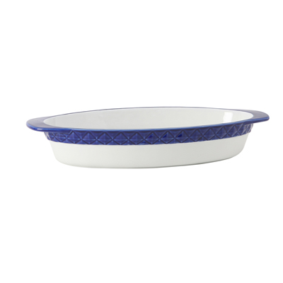 Tuxton EAC-101 3-1/2 qt Porcelain Porcelain White With Cobalt Band Oval Casserole Dish (2 Each Per Case)