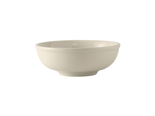 Tuxton BEB-3503 7" 35 Oz. Ceramic American White/Eggshell Round Menudo/Salad Bowl (1 Dozen)