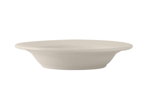 Tuxton TRE-125 12-3/4" 26 Oz. Ceramic American White/Eggshell Round Pasta Bowl (1 Dozen)