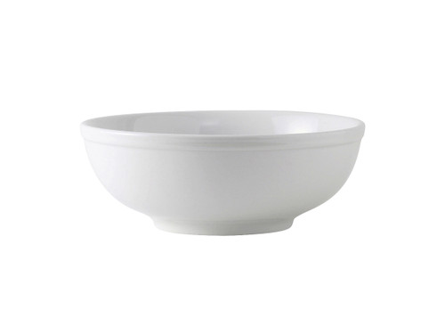 Tuxton BPB-7003 9-1/2" 75-1/2 Oz. Porcelain Porcelain White Round Menudo/Salad/Pasta Bowl (1 Dozen)