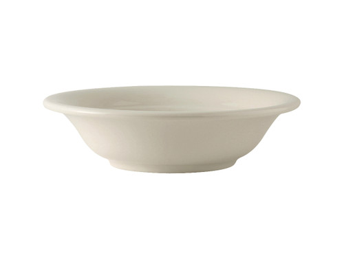 Tuxton BEB-800C 11-3/4" 76 Oz. Ceramic American White/Eggshell Round Pasta Bowl (6 Each Per Case)