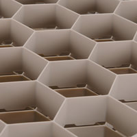 Vollrath TR13HHHHH 19.75" W x 19.75" D x 9.25" H Beige Co-Polymer (20) Compartments Full Size Rack Max Glass / Stemware Rack