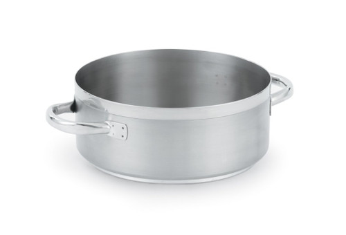 Vollrath 3304 9.5" W x 3.75" H x 9 1/2" Dia. 4 1/2 Qt. Capacity 18-10 Stainless Steel Centurion Casserole / Brazier Pan