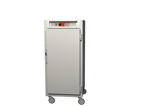 Metro C567-SFS-U C5 6 Series 3/4-Size Insulated Heated Holding Cabinet with Solid Door and Universal Wire Slides - 120V