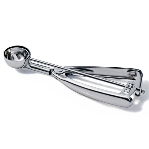 Omcan USA 34858 0.56 Oz. Metal Handle Stainless Steel Ice Cream Scoop Disher
